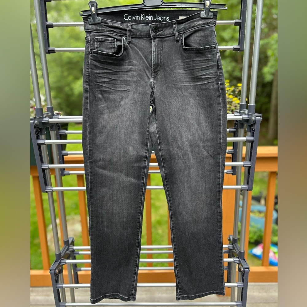 Calvin Klein Jeans Faded Black Straight fit Denim